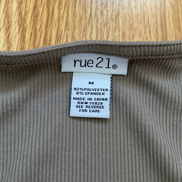 Tan/Light Grey Crop Top - Picture 2 of 4